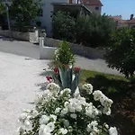 Arleta Apartman