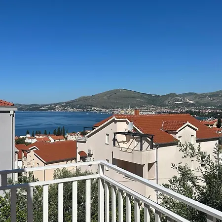 Arleta トロギール