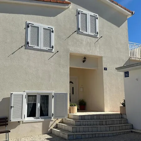 Arleta Apartman